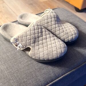 listing-status-banner